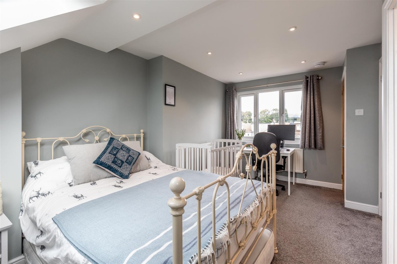 Ellicott Road, Bristol