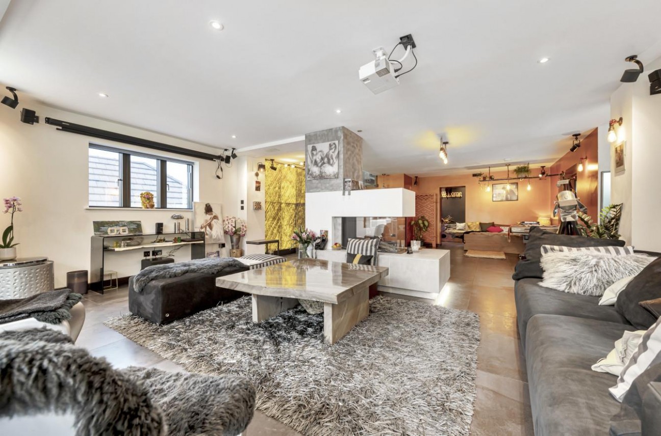 Ashgrove Avenue, Abbots Leigh, Bristol