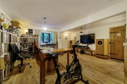 Ashgrove Avenue, Abbots Leigh, Bristol
