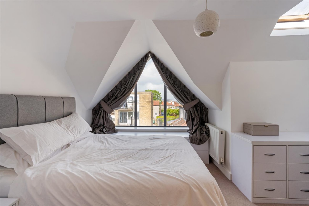 Holmes Grove, Henleaze, Bristol