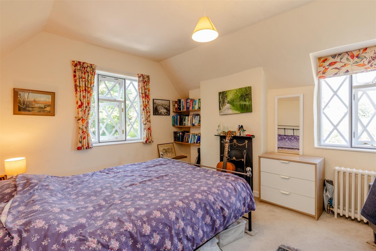 Knole Park, Almondsbury, BS32