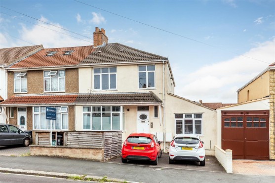 Sandling Avenue, Bristol