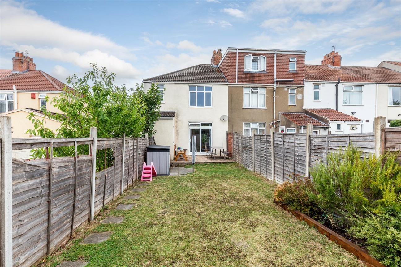 Sandling Avenue, Bristol