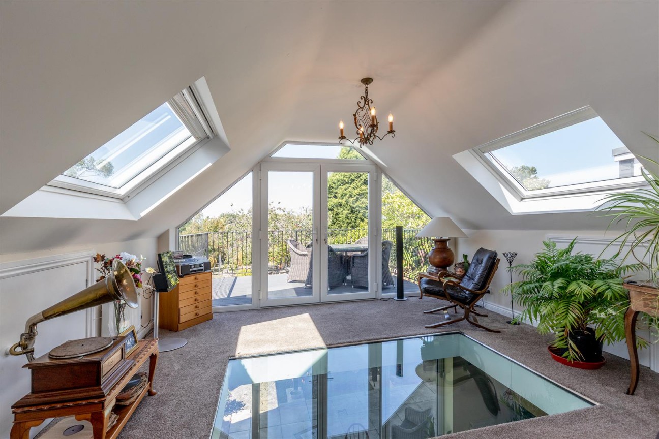Over Lane, Almondsbury, Bristol