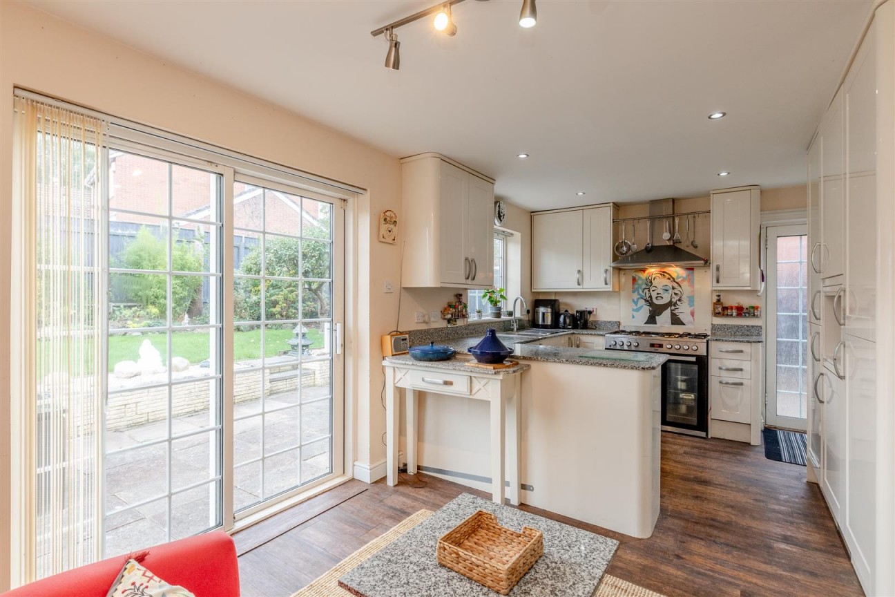 Parkers Close, Bristol