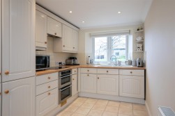 Church Road, Almondsbury, Bristol