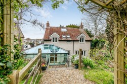 Church Road, Almondsbury, Bristol