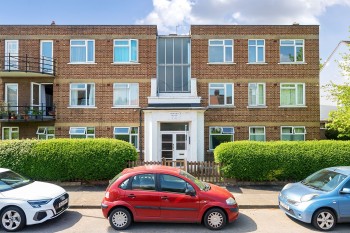 Howard Road, London
