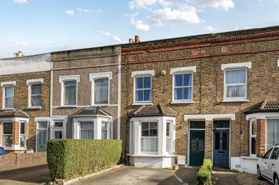 View full details for Ravenscroft Road, Beckenham, Kent