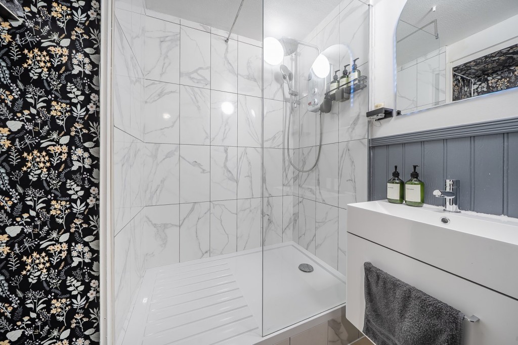 Image for Avenue Road, London