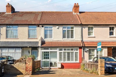 View full details for Ravenscroft Road, Beckenham, Kent