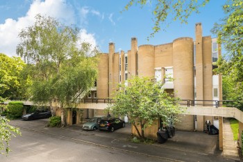 Apex Close, Beckenham, Kent