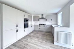 Ecclesden Park, Water Lane, Angmering