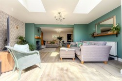 Steele Crescent, Littlehampton