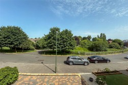 Steele Crescent, Littlehampton