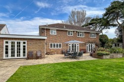 Cross Road, Rustington, West Sussex