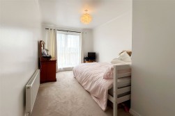 Hollist Chase, 1 Hollist Chase, Littlehampton