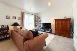 Hollist Chase, 1 Hollist Chase, Littlehampton