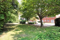 Guildford Road, Rustington, West Sussex
