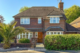 Goring-by-Sea, Worthing, West Sussex