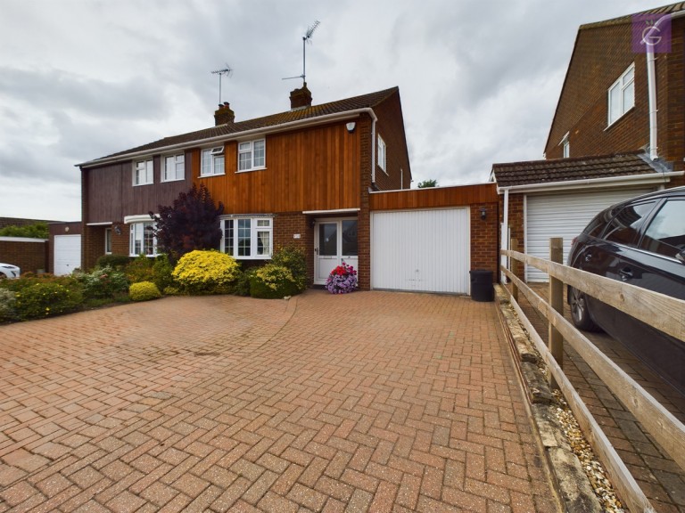 Longfield Road, Twyford, RG10