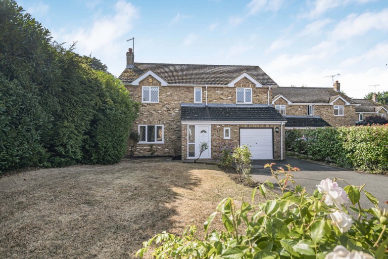 Milverton Close, , SL6