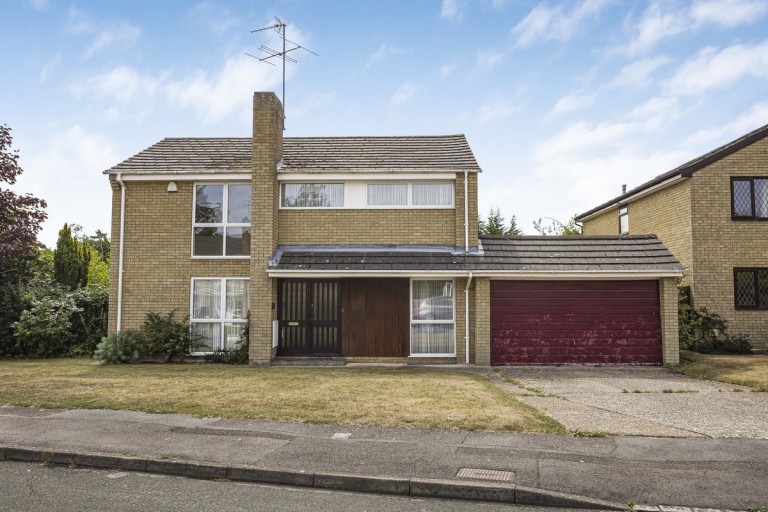 Retford Close, Woodley, RG5