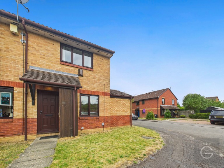 Bolwell Close, Twyford, RG10