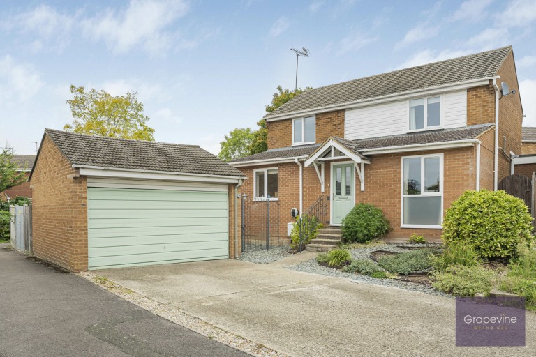 Broadwater Road, Twyford, RG10