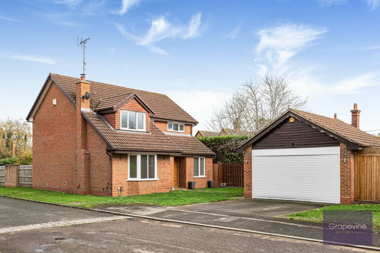 Thornbers Way, Charvil, RG10