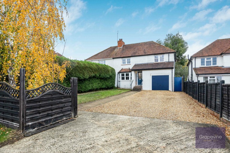 Hurst Road, Twyford, RG10