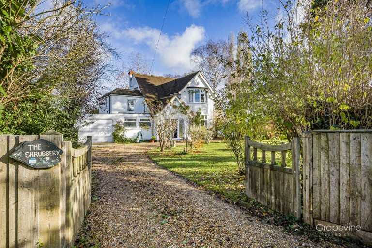 Milestone Avenue, Charvil, RG10