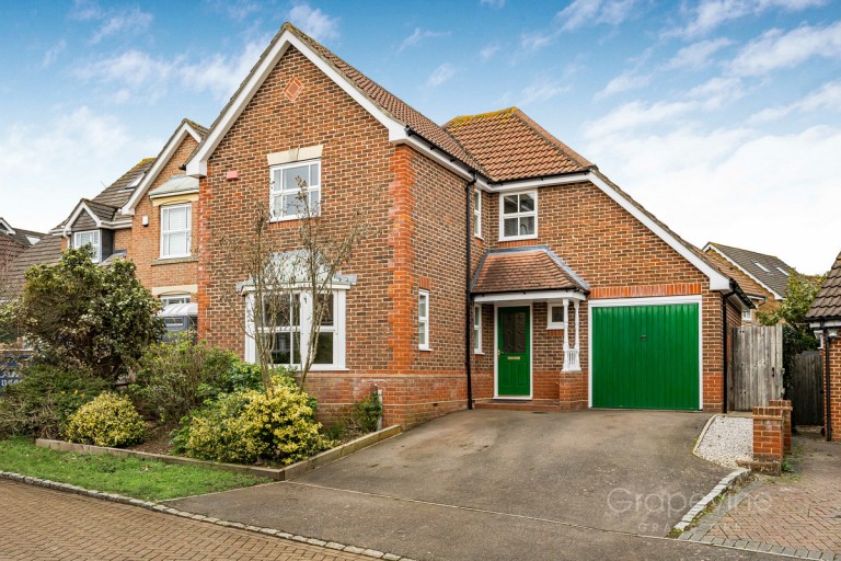 Balme Close, Charvil, RG10