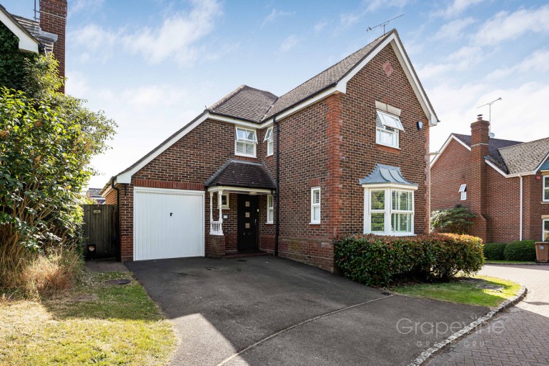 Balme Close, Charvil, RG10