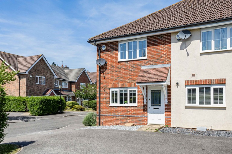 Pipistrelle Way, Charvil, RG10