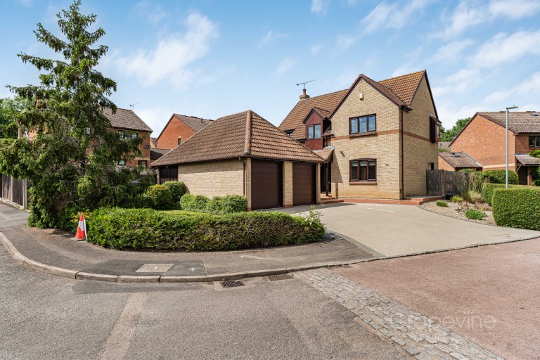 Harrison Close, Twyford, RG10