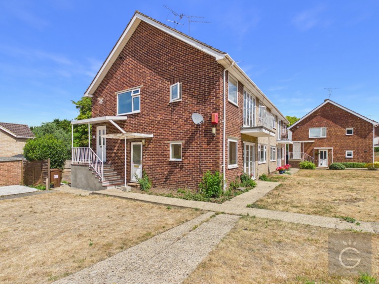 Springfield Park, Twyford, RG10