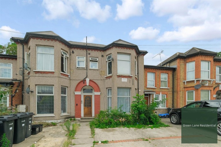 Mansfield Road, ILFORD, IG1