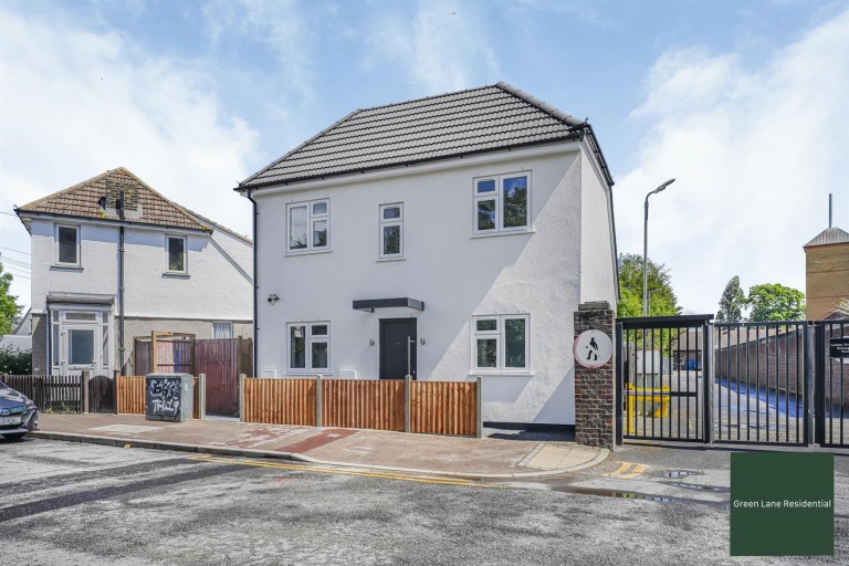 King Edwards Road, BARKING, IG11