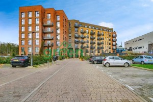 Dacorum Way, Hemel Hempstead