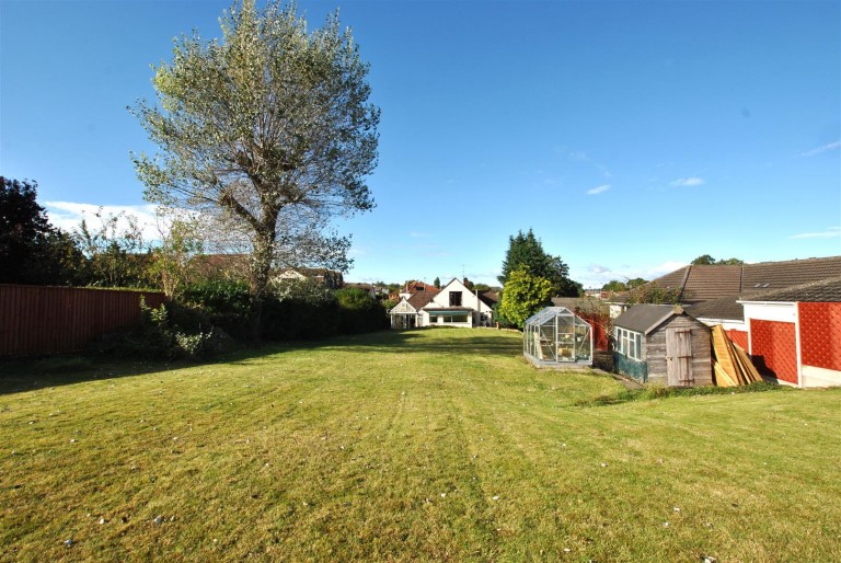 Court Farm Road, Longwell Green