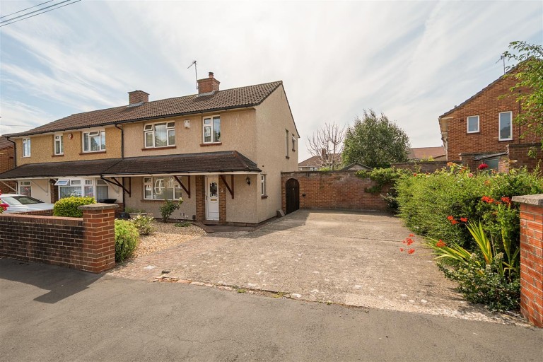 Stoneleigh Crescent, Knowle, Bristol