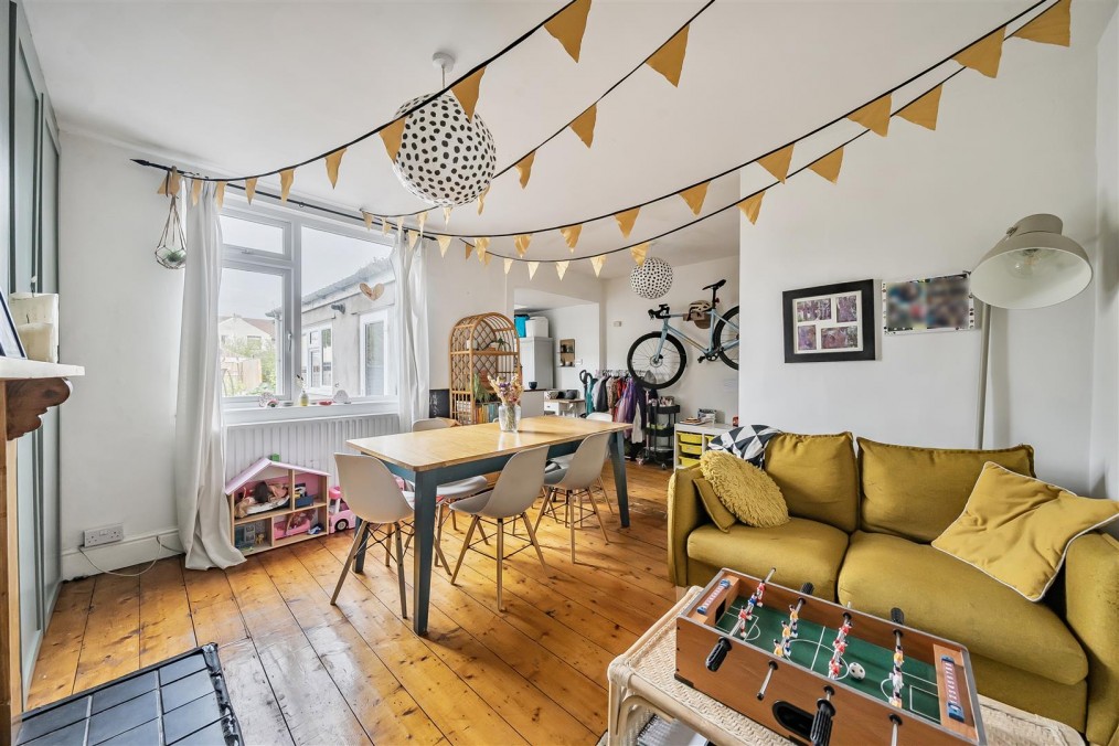 Beechmount Grove, Hengrove, Bristol