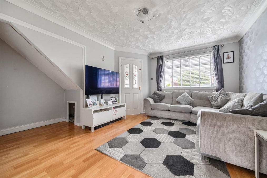 Robinia Walk, Bristol