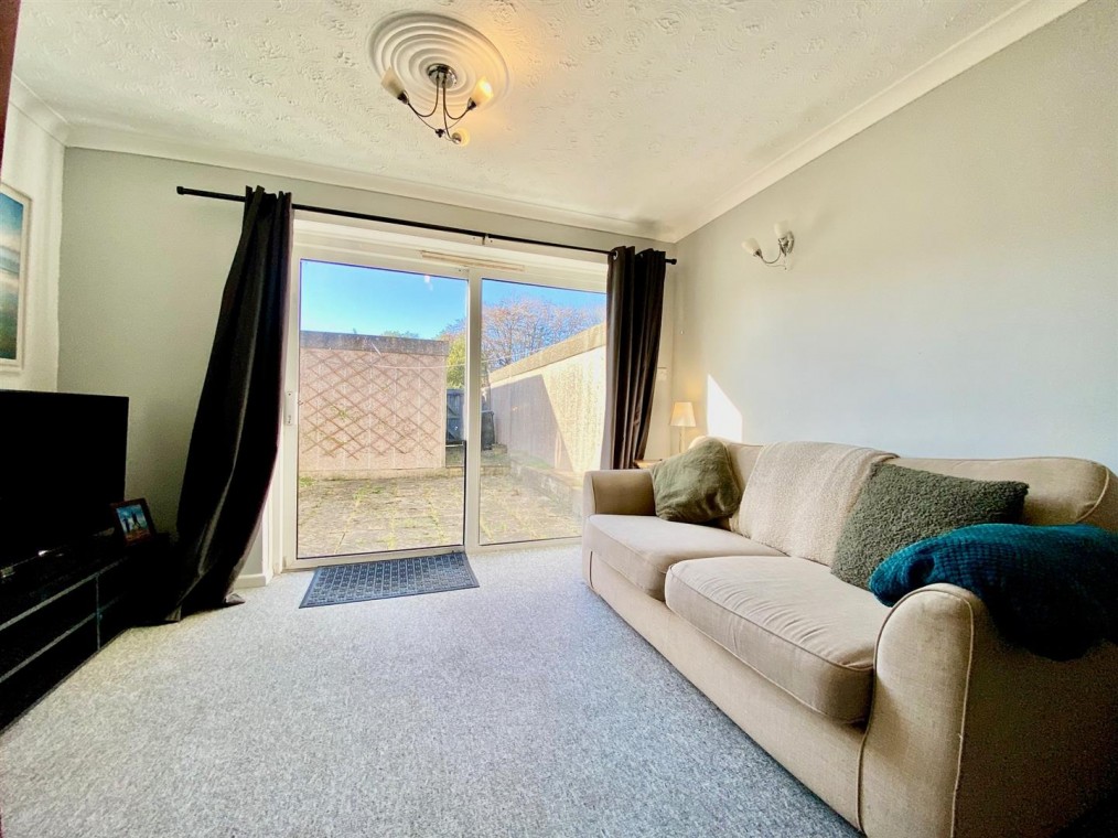 Pinkhams Twist, Whitchurch