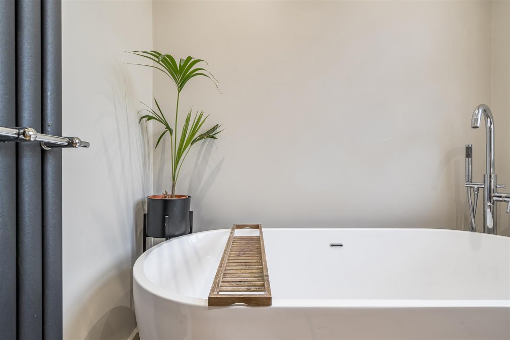 New Fosseway Road, Bristol