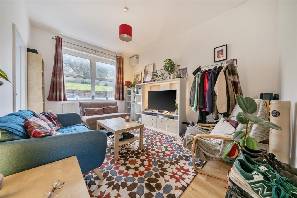 Knowle Road, Knowle BS4