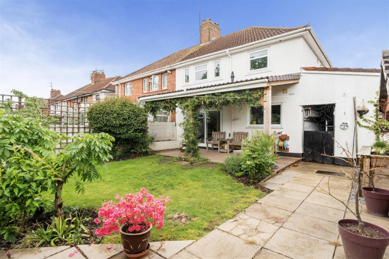 Wallingford Road, Knowle, Bristol