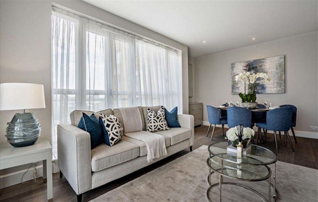 Westferry Circus, Circus Apartment, E14