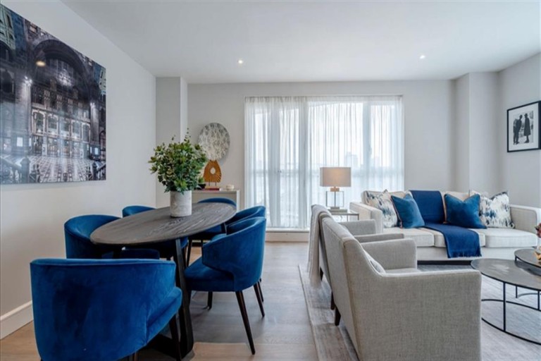 Westferry Circus, Circus Apartment, E14